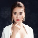 Khách hàng trần hạnh